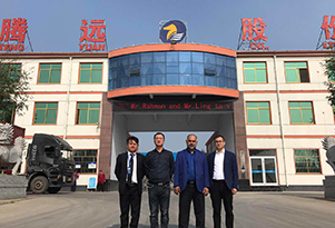 孟加拉客户来到我厂进行疏浚产品方面的考察。 Bangladesh Clients Came to Our Factory to Inspect the Dredging Products on Oct. 23rd, 2017.